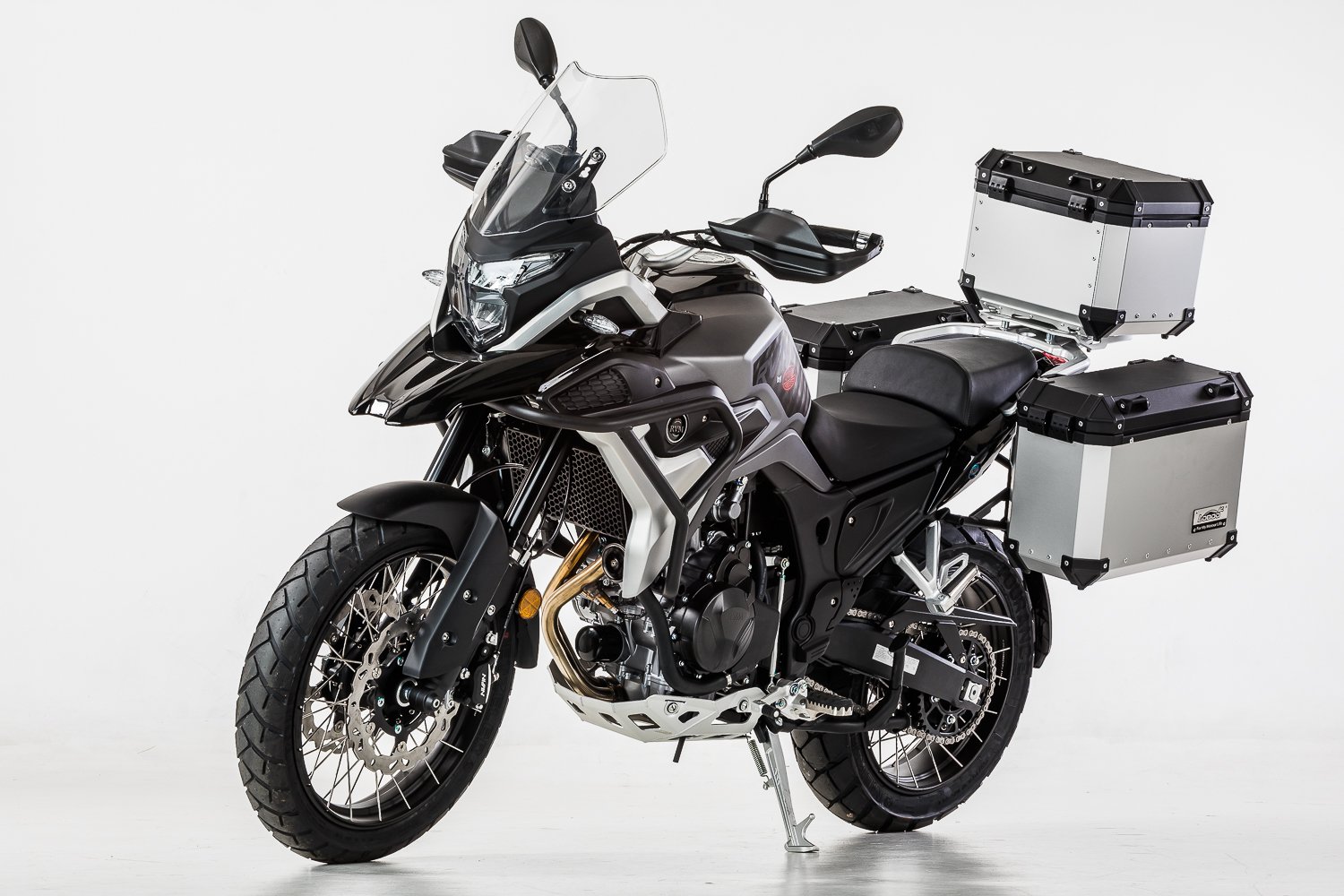 Sada hliníkových kufrů Jawa 500 Adventure